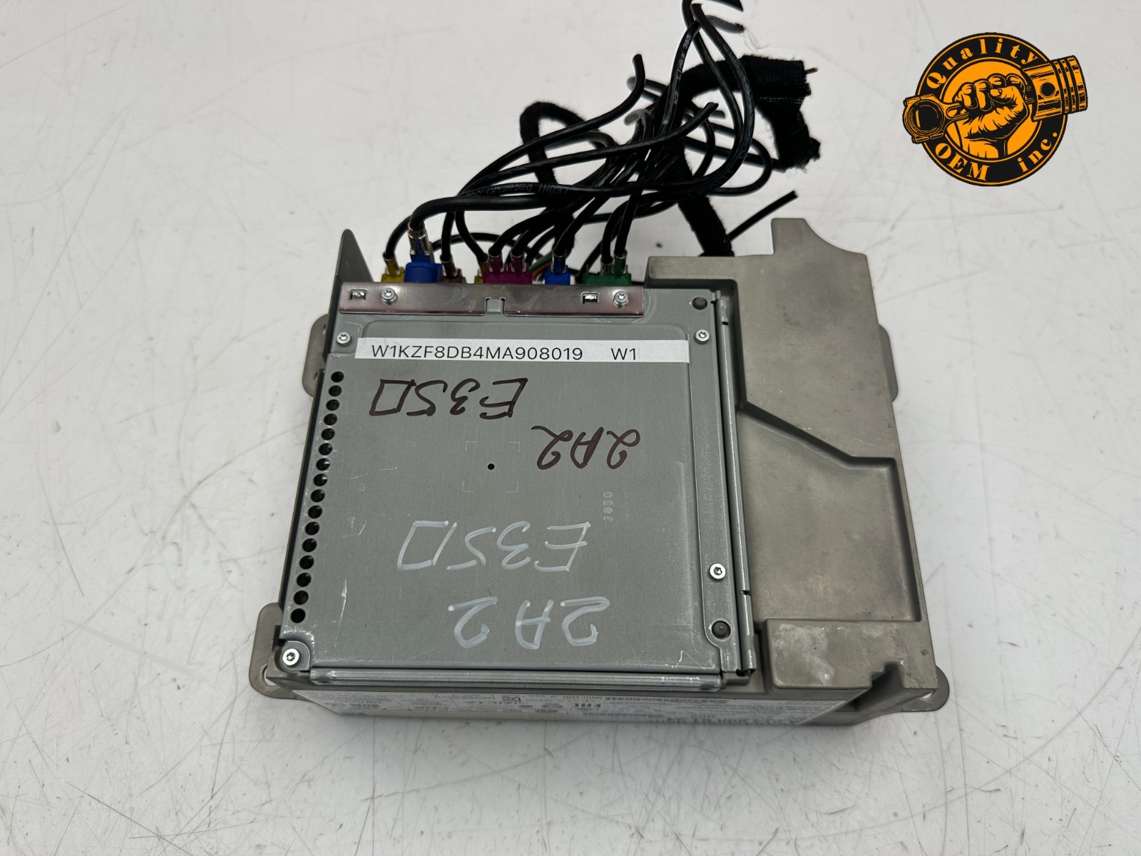 2019-2023 MERCEDES AMG GT E CLASS COMMAND RADIO HEAD UNIT PLAYER RECEIVER OE 25k