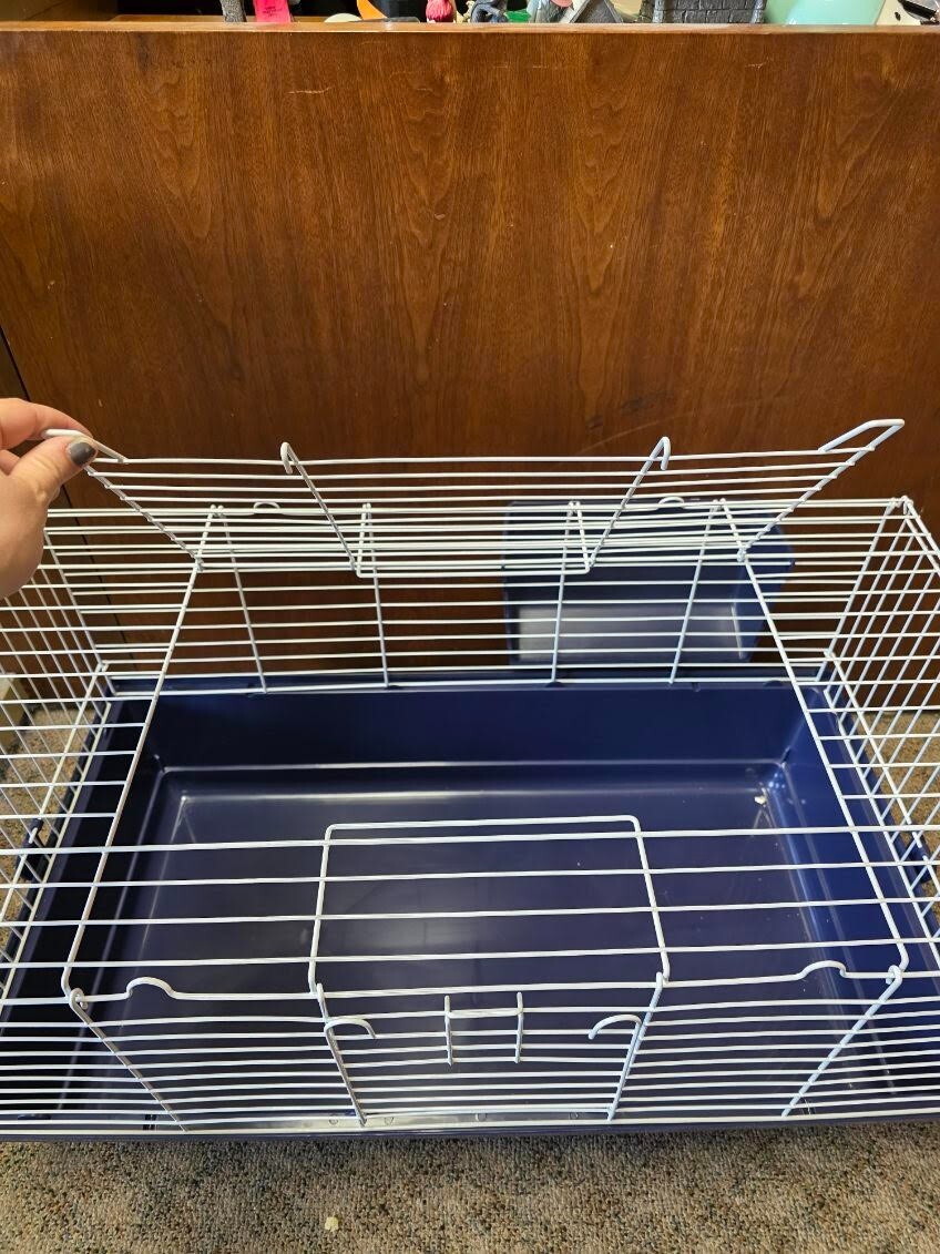 31" RABBIT CAGE #RB80 IN BLUE OR GREEN