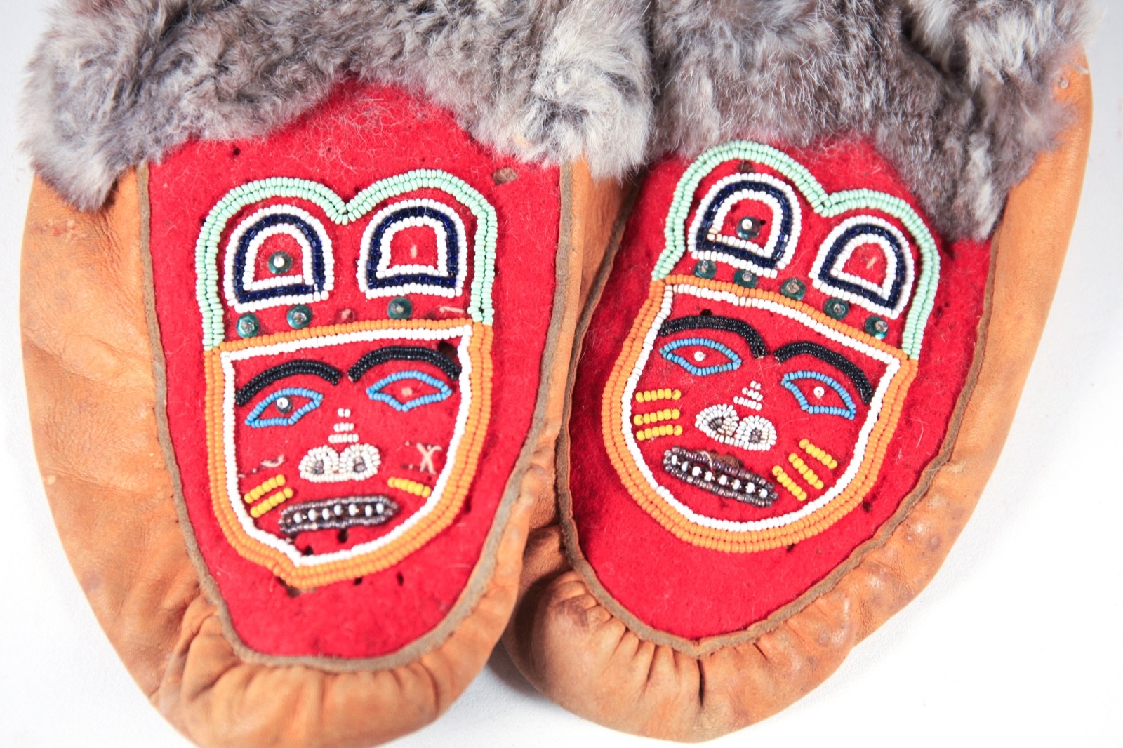 Antique Native American Northwest Coast Indian Old Beaded Moccasins Leather Fur