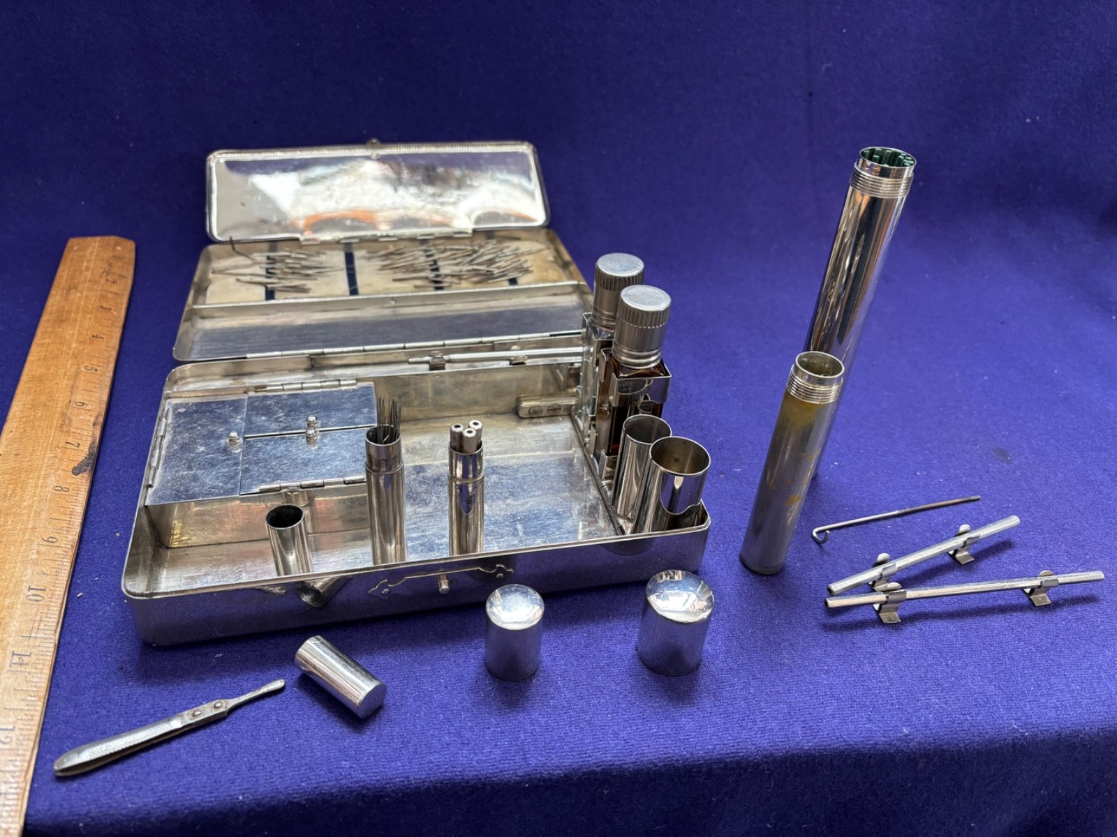 ANTIQUE VINTAGE ART DECO STEEL BOX ACUPUNCTURE KIT DISPLAY ONLY OLD ESTATE FIND