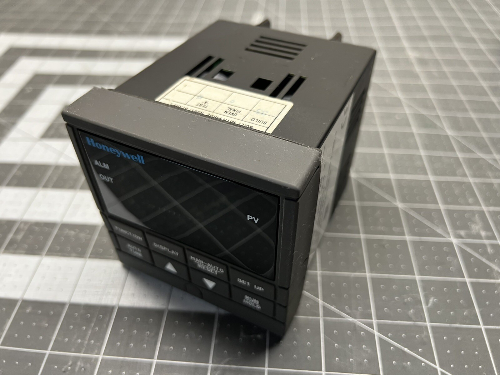 NEW HONEYWELL DC230B-TO-00-10-0000000-00-0 UDC2300 MINI-PRO CONTROLLER