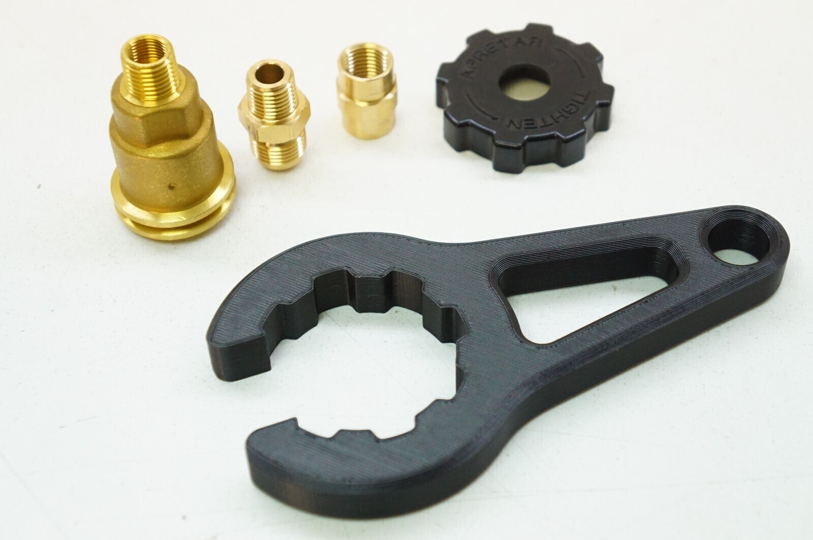 3D Wrench for QCC1 Nut Propane Tank Cylinder Adapter (8 lobe, 2")