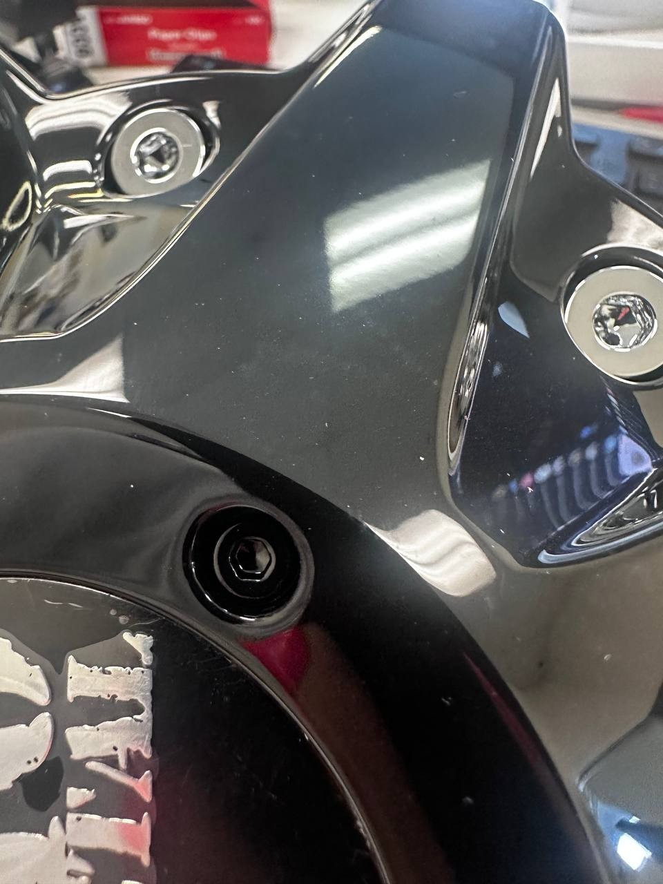 Moto Metal 4 pack MO479L214GBO Wheel Center Caps Gloss Black MO970