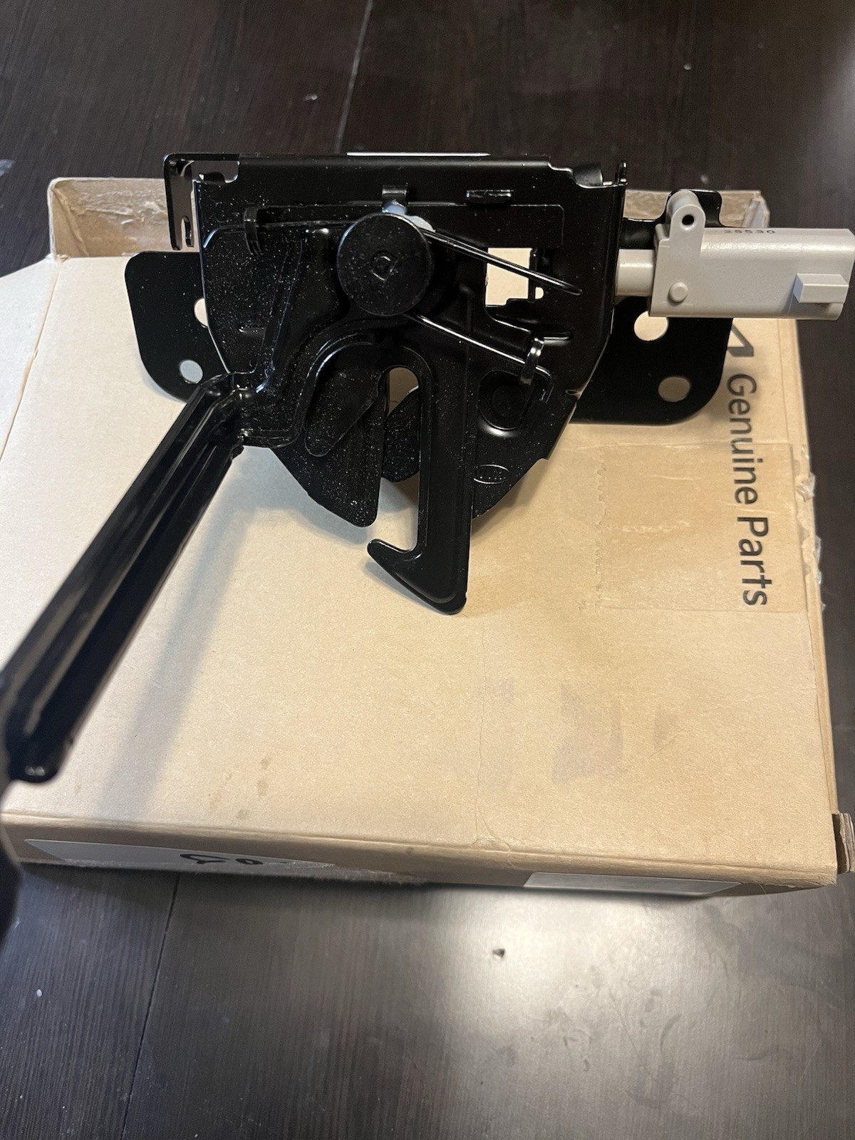 New Genuine OEM 24-25 Kia Sorento Hood Latch Assembly 81130-P2500