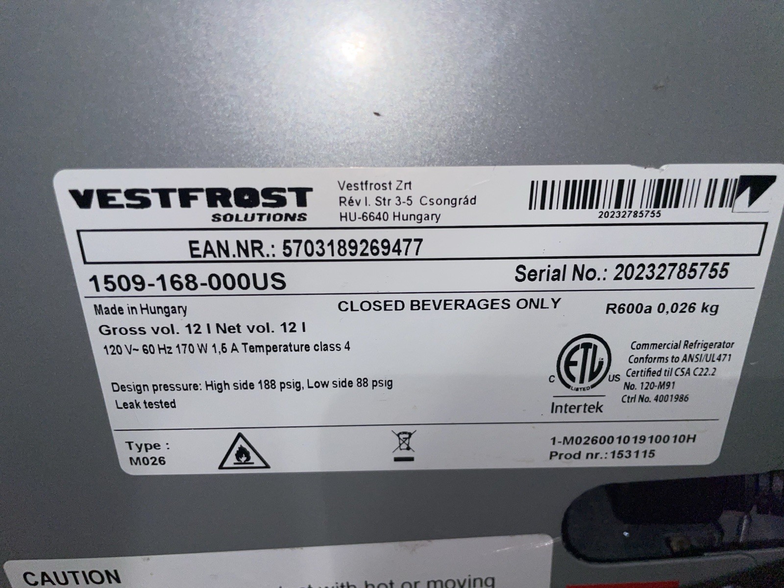 Red Bull Mini Fridge Bar Back Countertop VESTFROST BBC Commercial - No Key