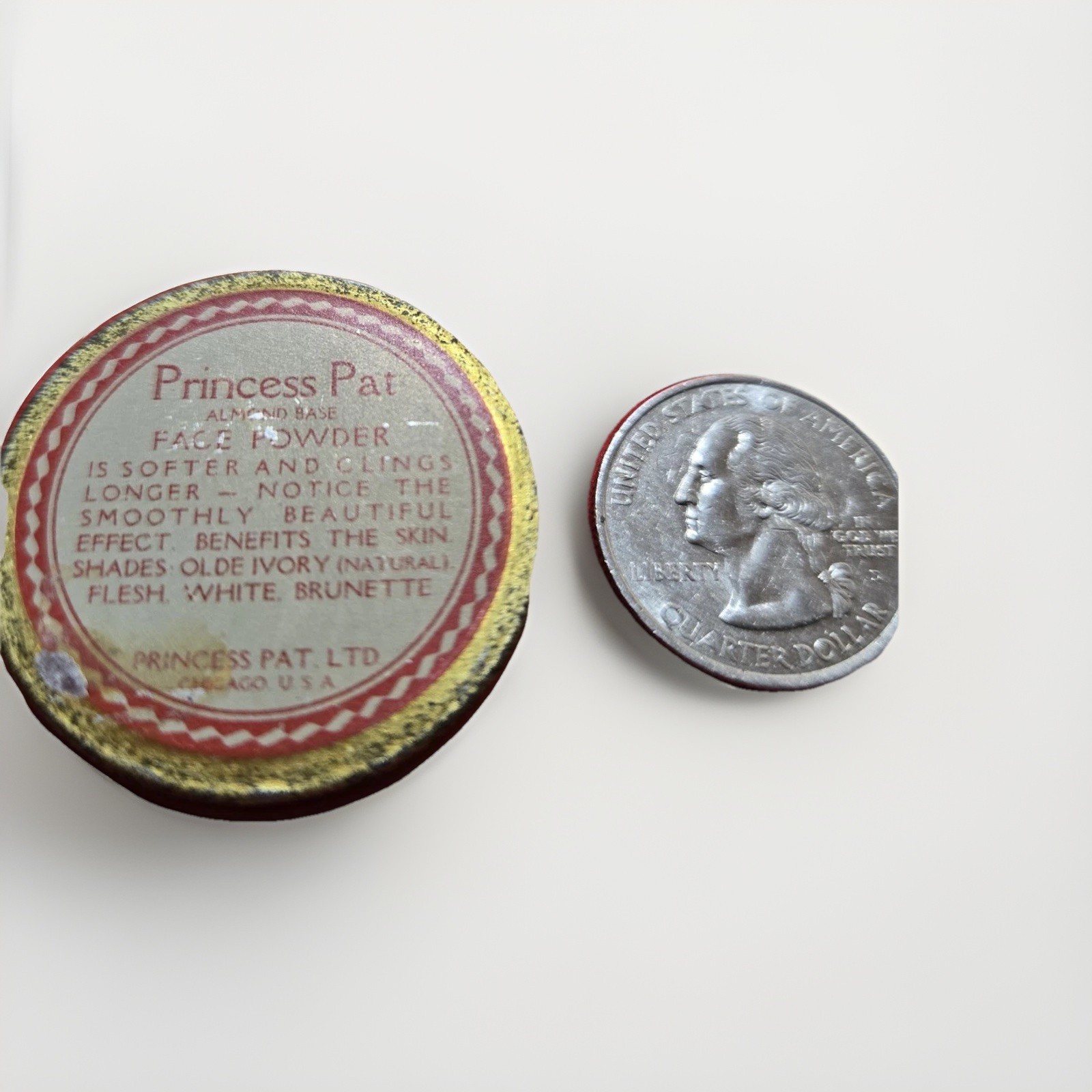 Art Deco Princess Pat Face Powder Tin Chicago USA. 1920s-30s