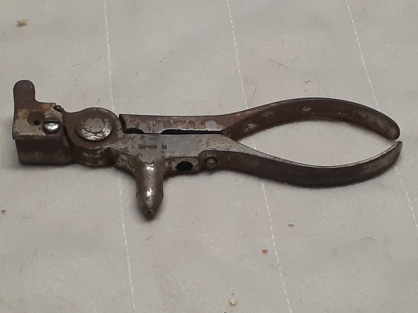 Vintage Antique IDEAL Bullet Mold Tool 25-20R Pat. Dec. 29, 1884