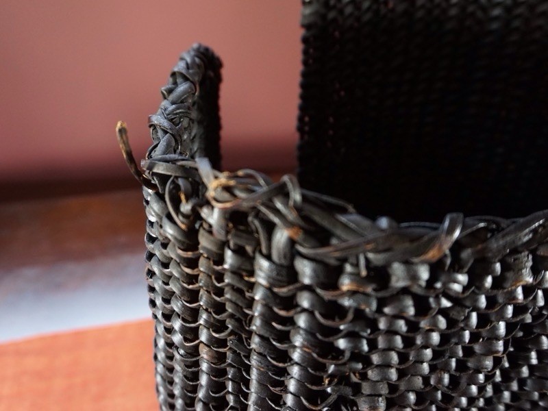 New Guinea Cuirass Armor Woven Rattan, sword, spear