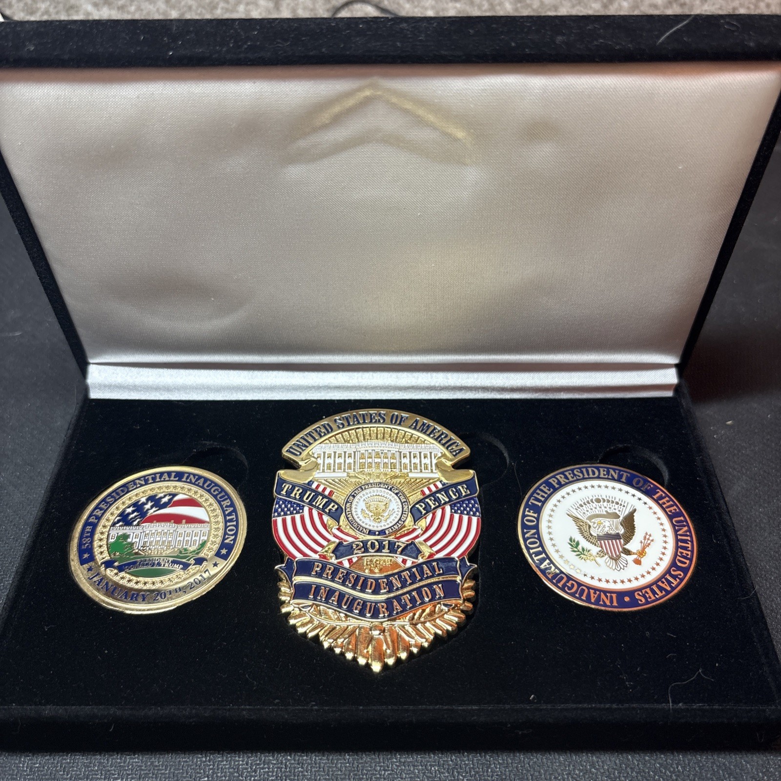 Donald Trump Pence 2017 Inauguration Challenge Coins and Badge w/ Case