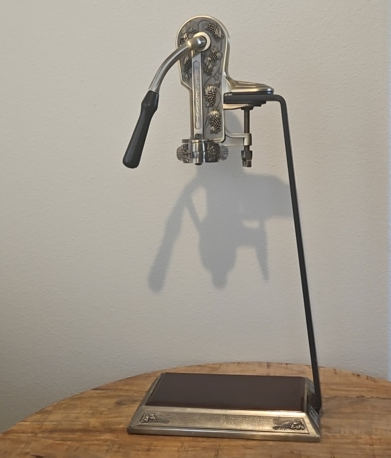 Large Grand Reserve table top wine bottle opener