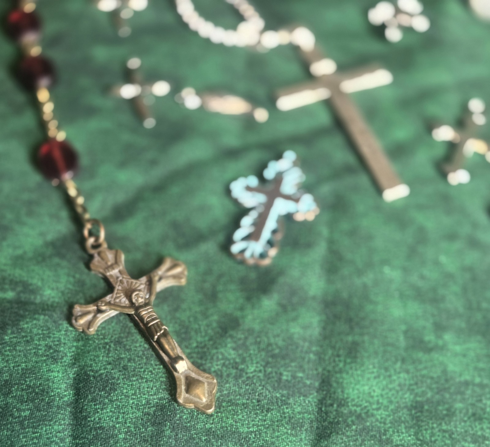 Huge Lot of Cross Necklaces, Pendants, Rosaries, Charms, 22k, sterling, hge.