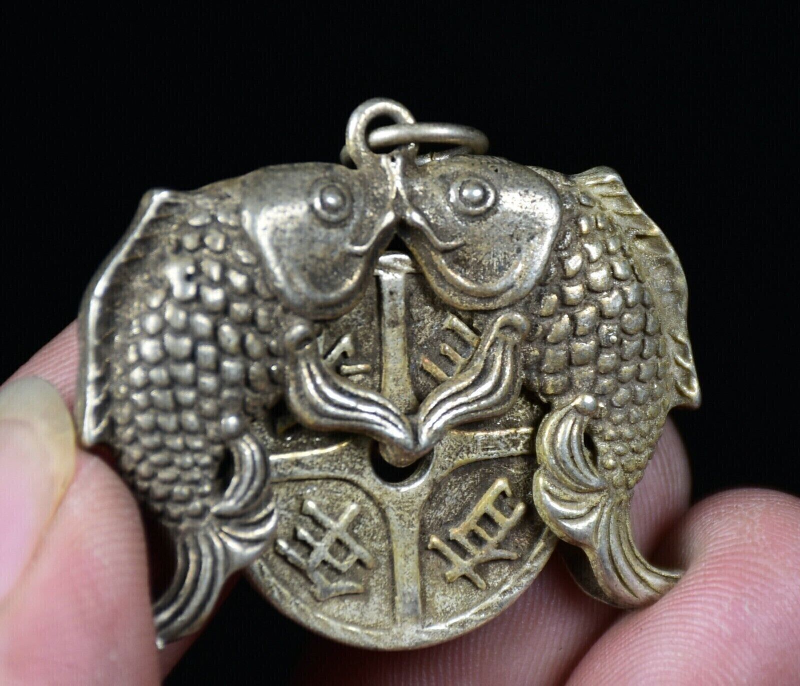 4CM Rare Old China Miao Silver Feng Shui Double Fish Luck Necklace Pendant