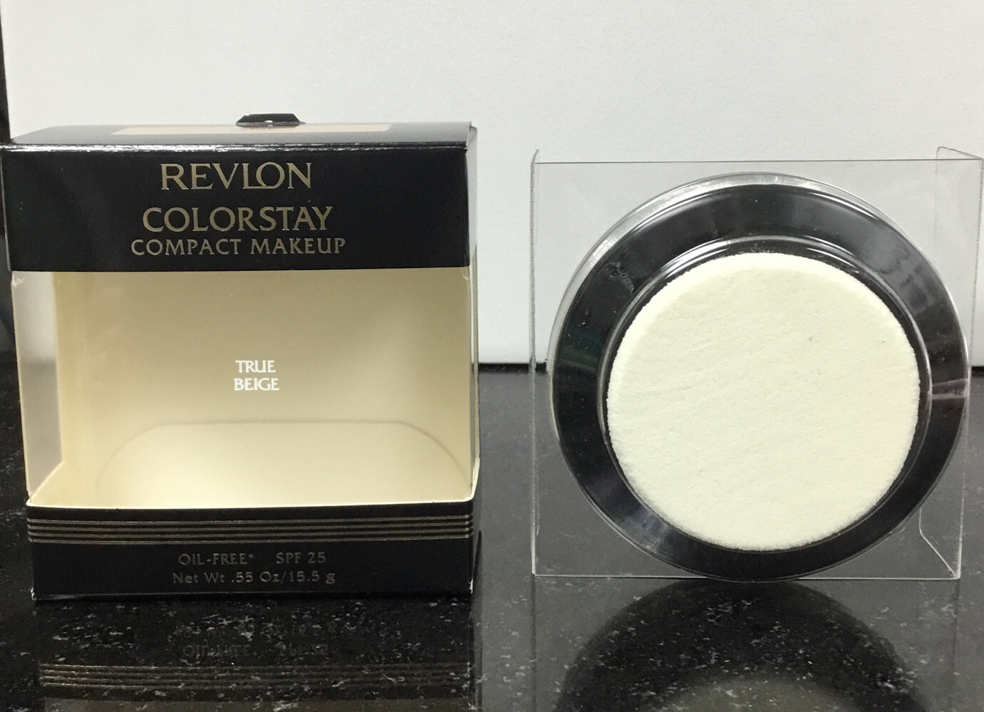 REVLON COLORSTAY COMPACT MAKEUP TRUE BEIGE NEW.