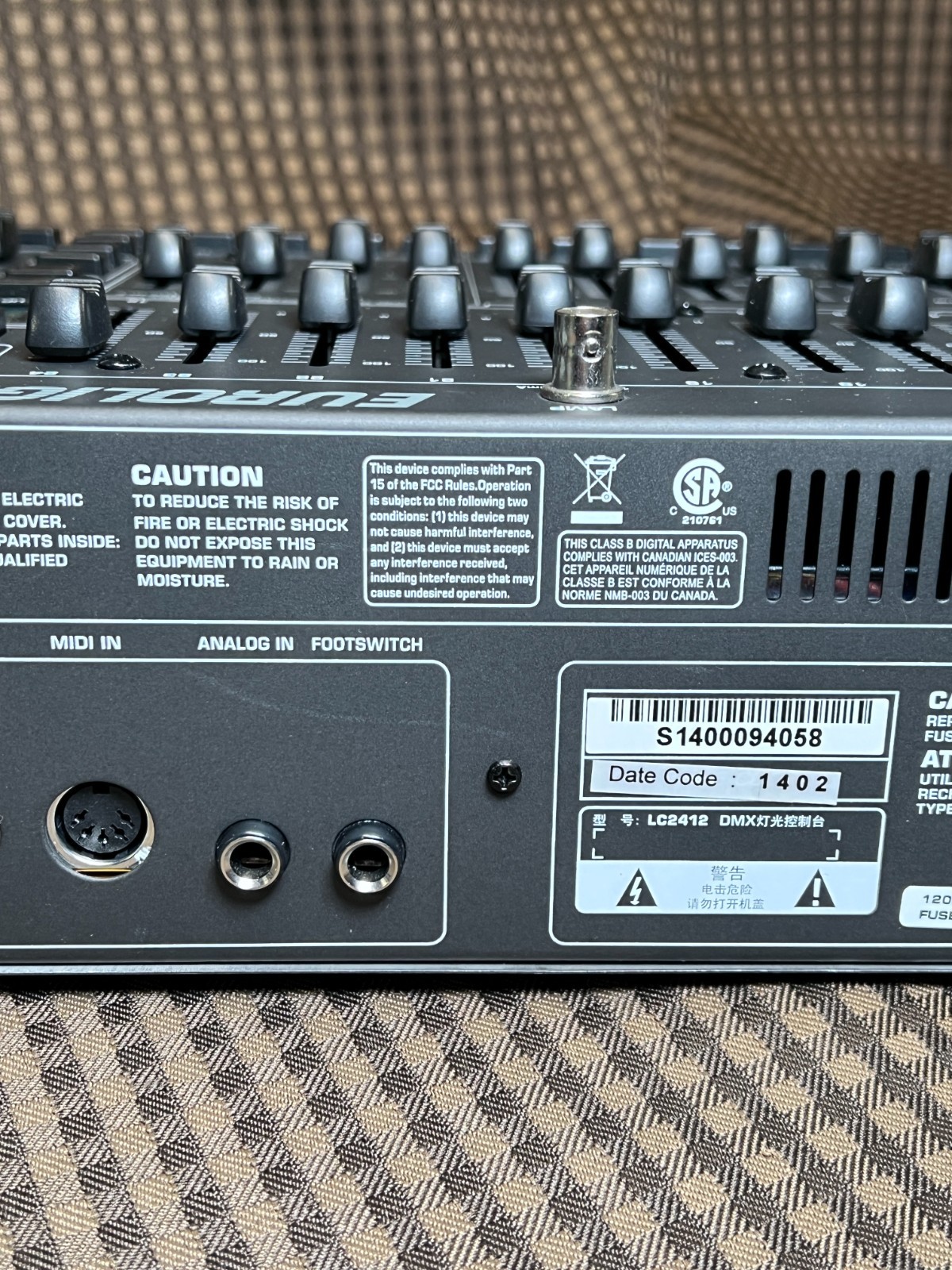 Behringer Eurolight LC2412 Professional 24 Channel DMX Lighting Console + Cables