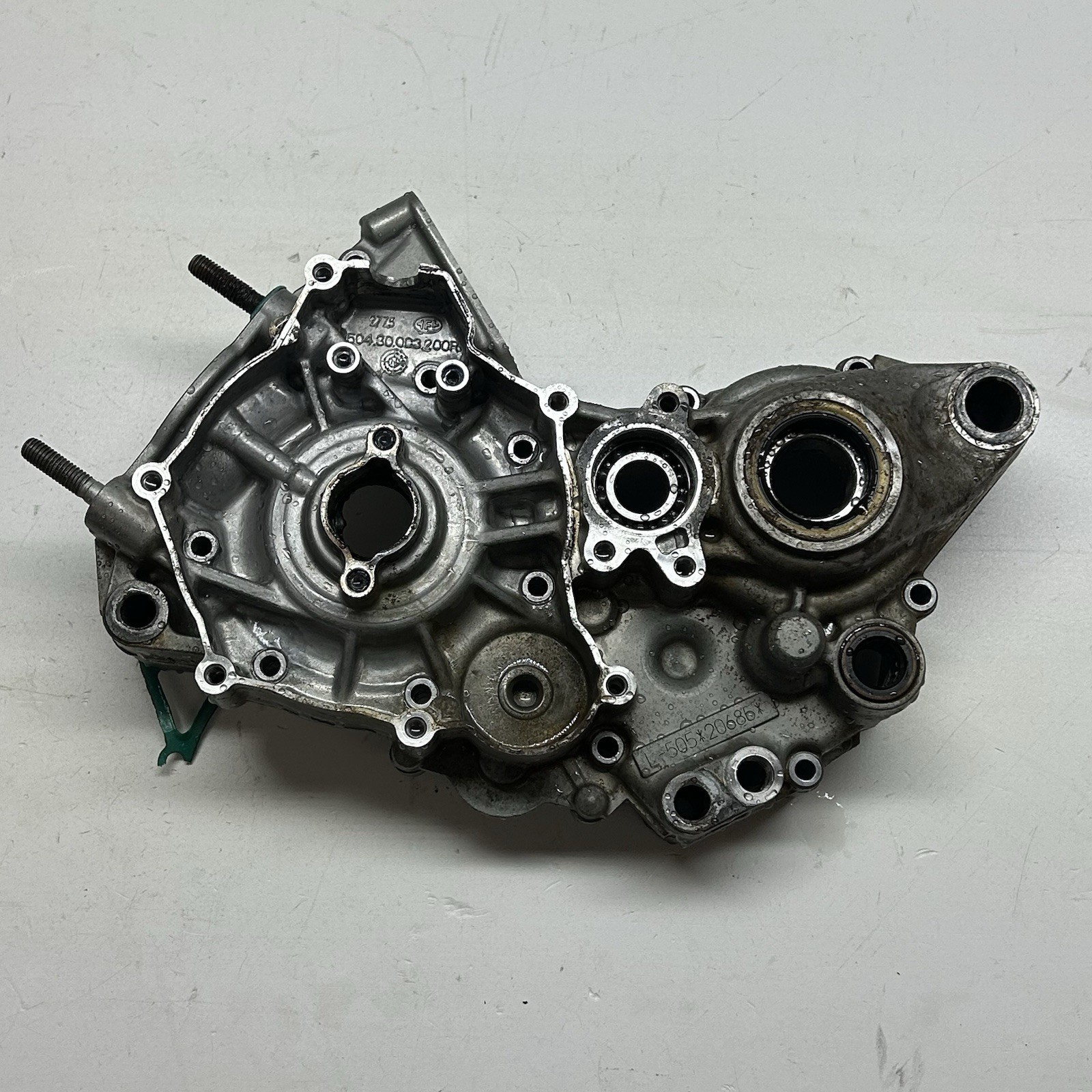 2020 TC125 TC 125 250 LEFT SIDE ENGINE CRANK CASE BOTTOM END BLOCK OEM