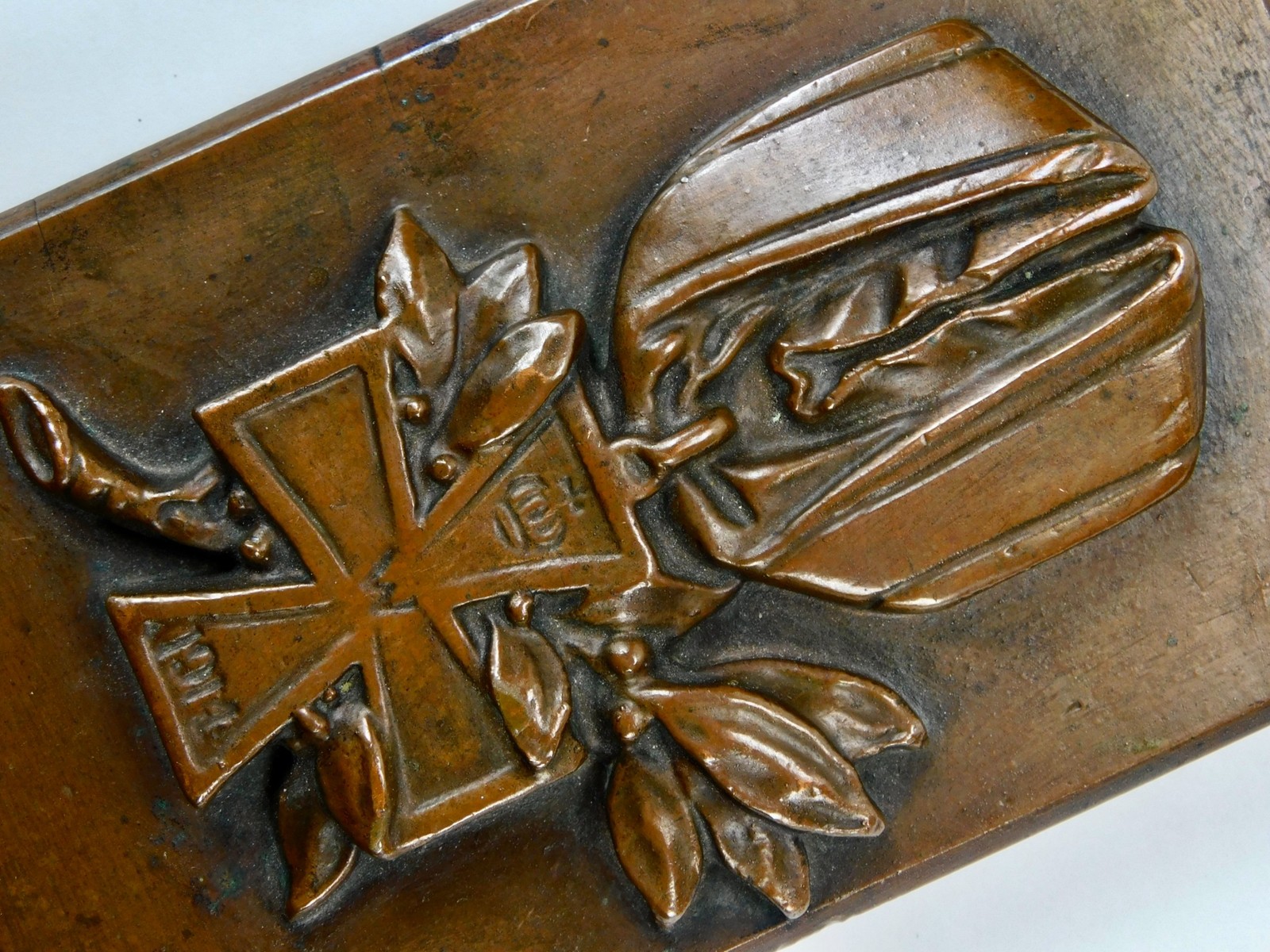 German Germany WW1 Iron Cross Commemorative Paper Weight Plaque Military Decor