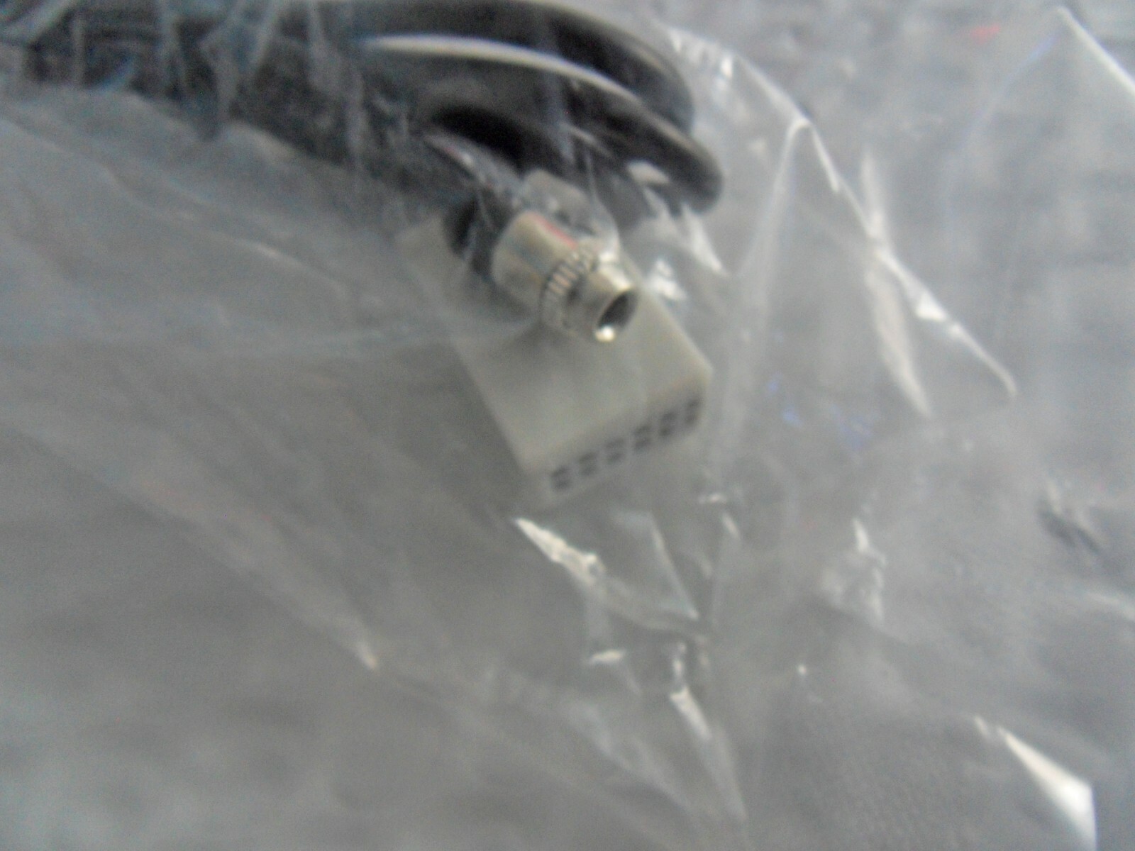 Car Audio 3.5mm Female Jack AUX Adapter Peugeot 307 308 407 408 507 Citroen L