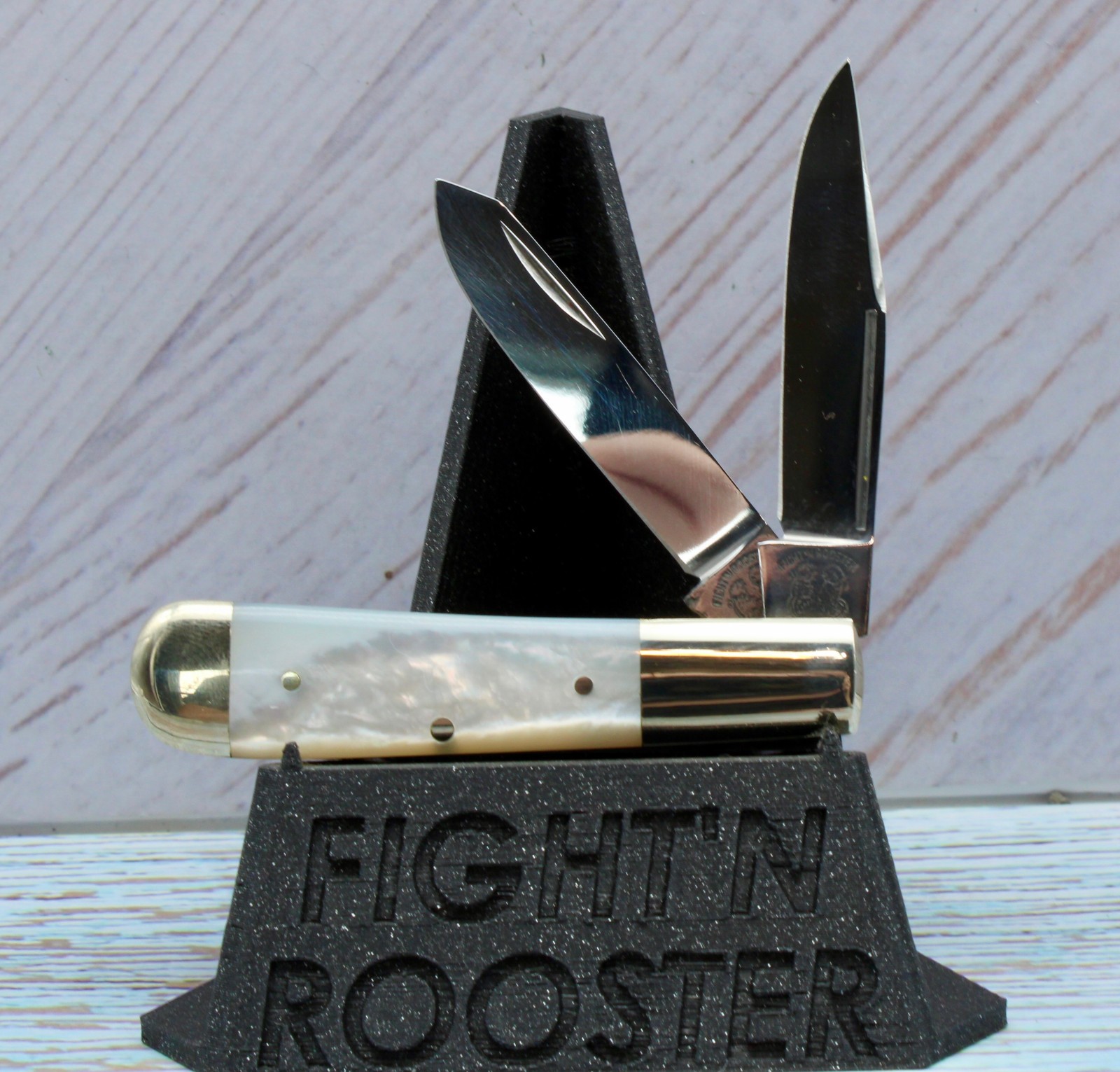 1982-1994 Fightn' Rooster Frank Buster 2.5" Pearl Trapper