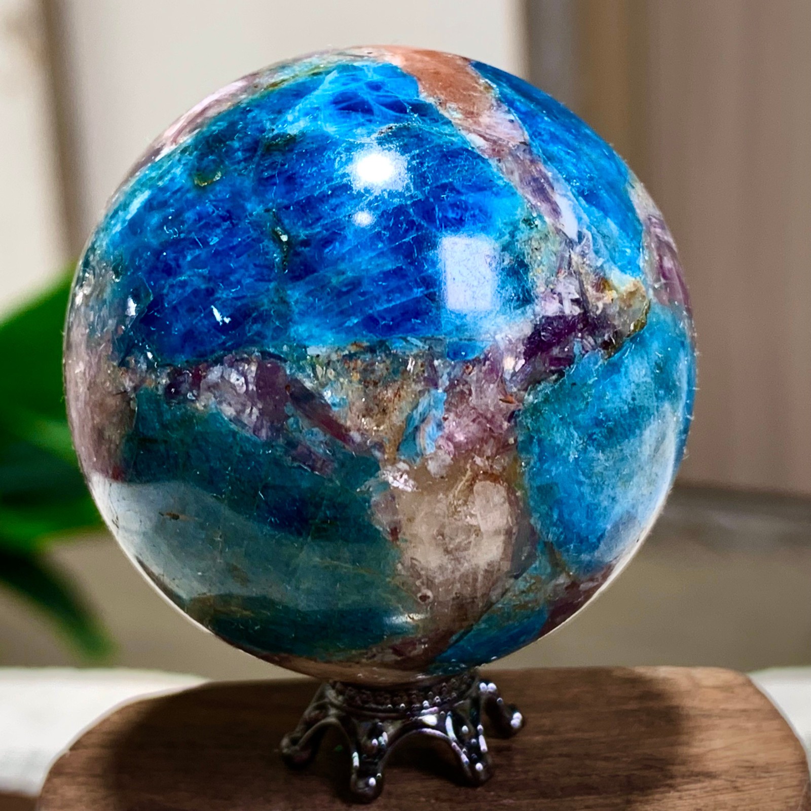 128G Natural Blue Aptite +Sun Stone purple lepidolite Sphere mineral sample