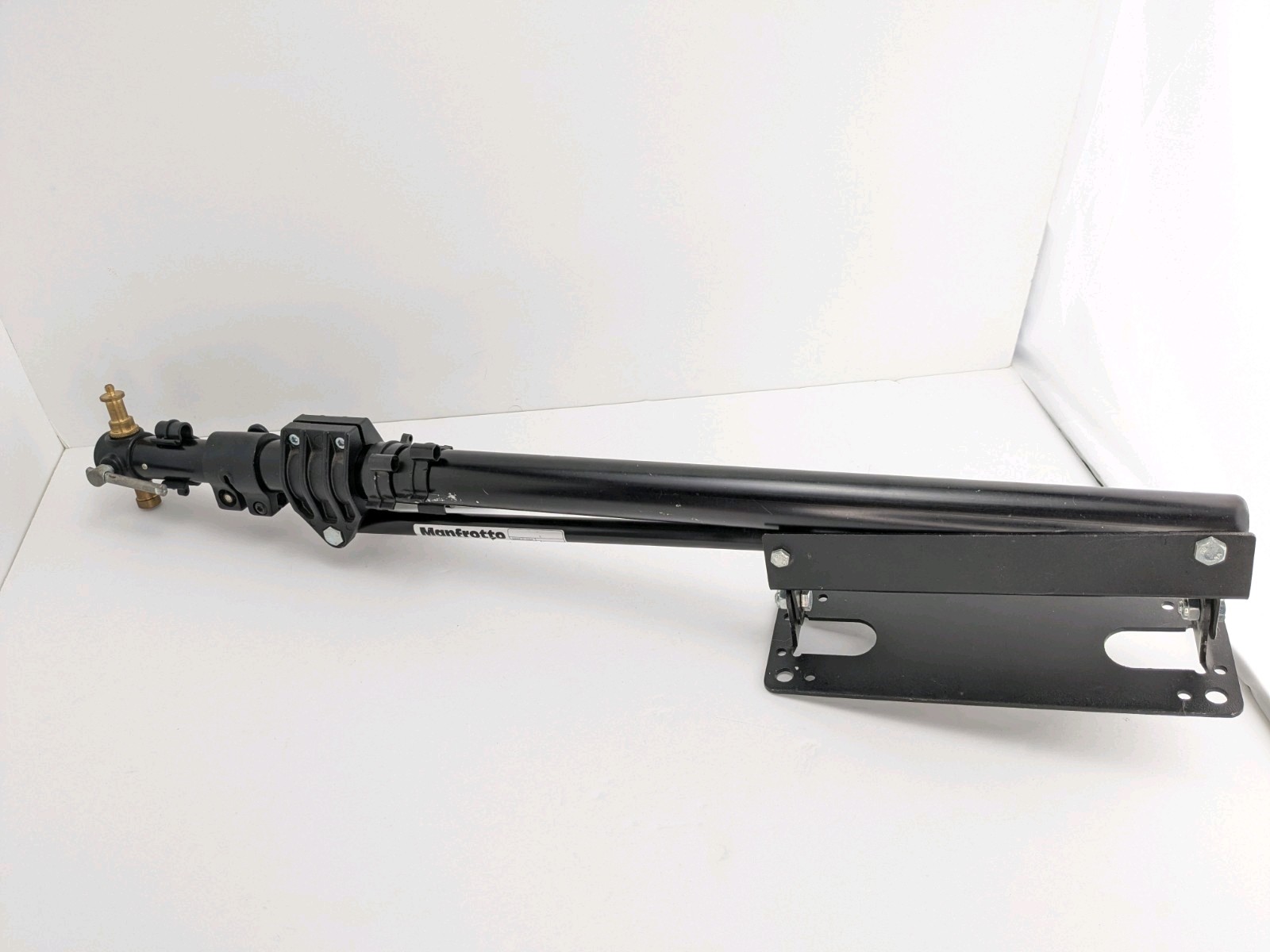 MANFROTTO 098SHB BLACK SHORT WALL MOUNTED BOOM