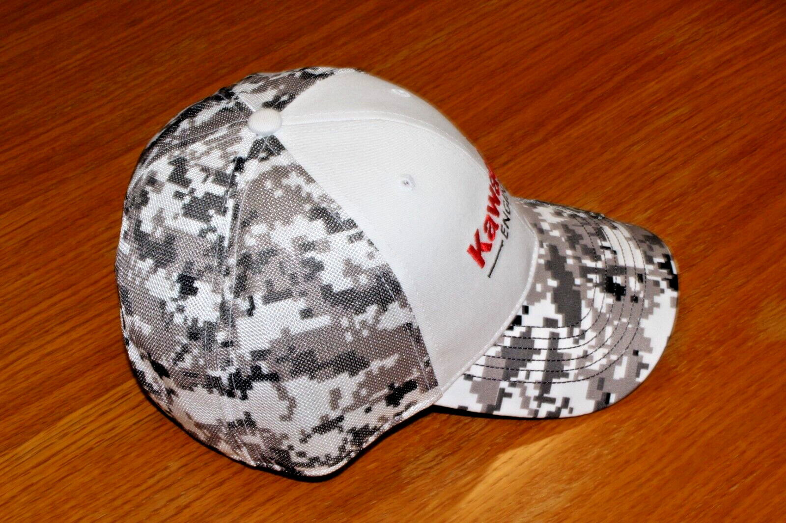 NEW Kawasaki 2020 Limited Edition / Genuine Kawasaki Engines Hat / Authenticated