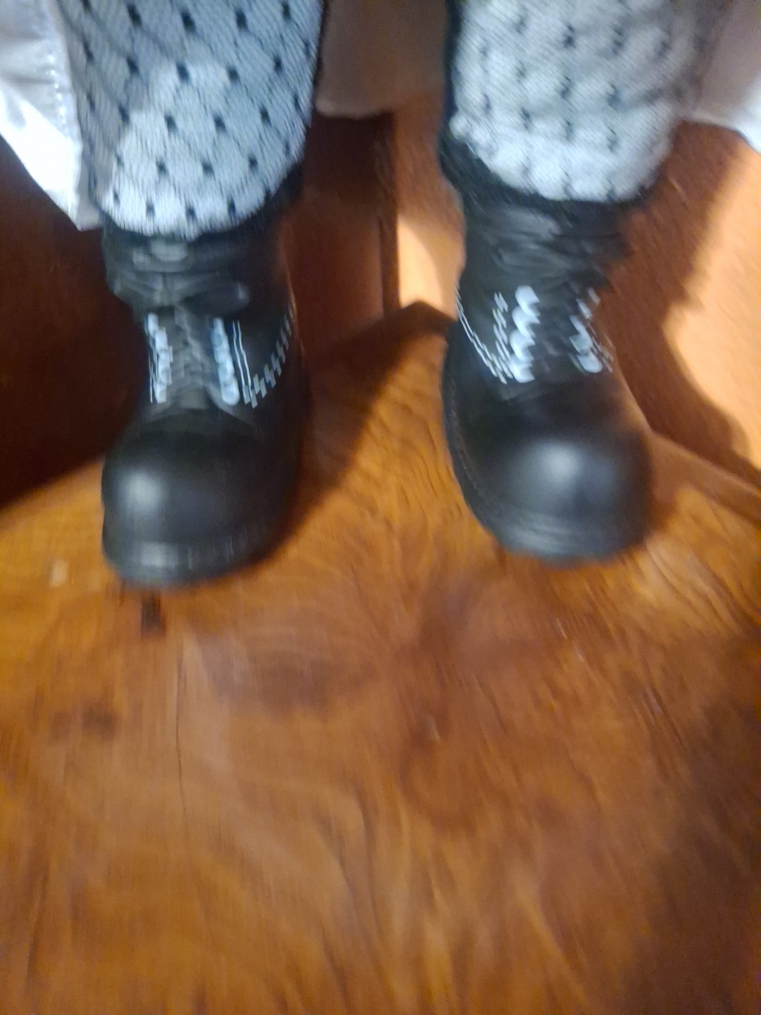 Bride Of Chucky TIFFANY TIFF 22Inch REPLICA DOLL UNIVERSAL