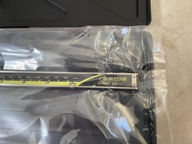 Mitu-toyo 500-193-30 300mm-12" Absolute Digital Vernier Caliper SALE