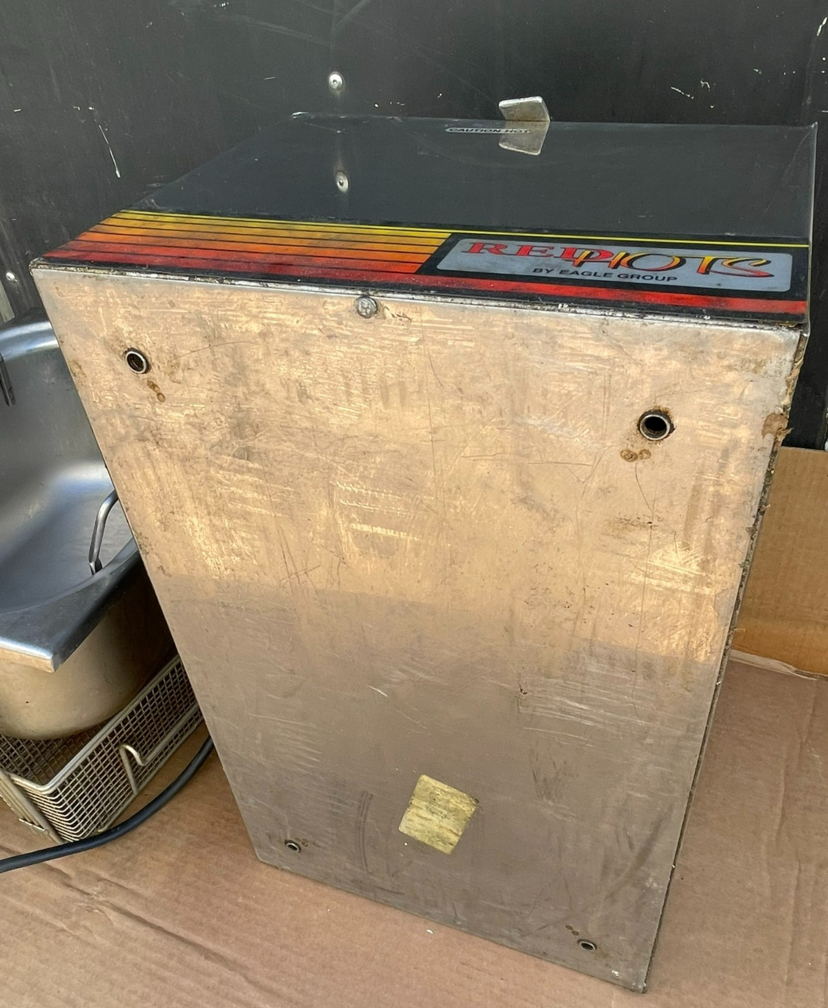 Eagle Countertop Deep Fryer 120V / 1800W / Model EF10-120