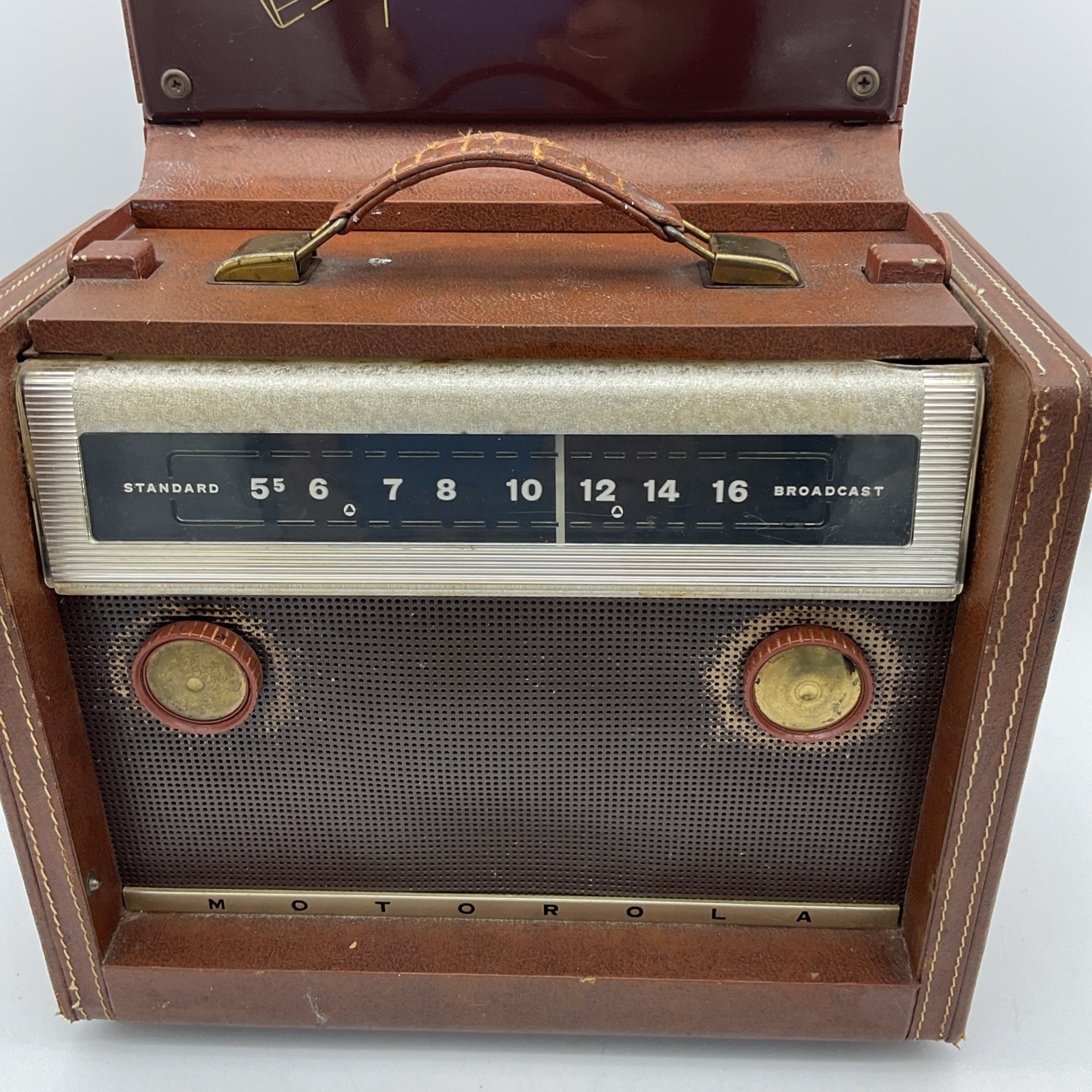 Vintage Motorola tube radio Portable Scan-o-Scope Diplomat 65L2 - For Repair