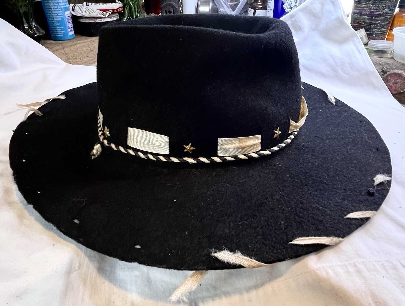 Vintage 1950’s Cowboy Hat Size 7, Cap Gun, (Works), And Holster.