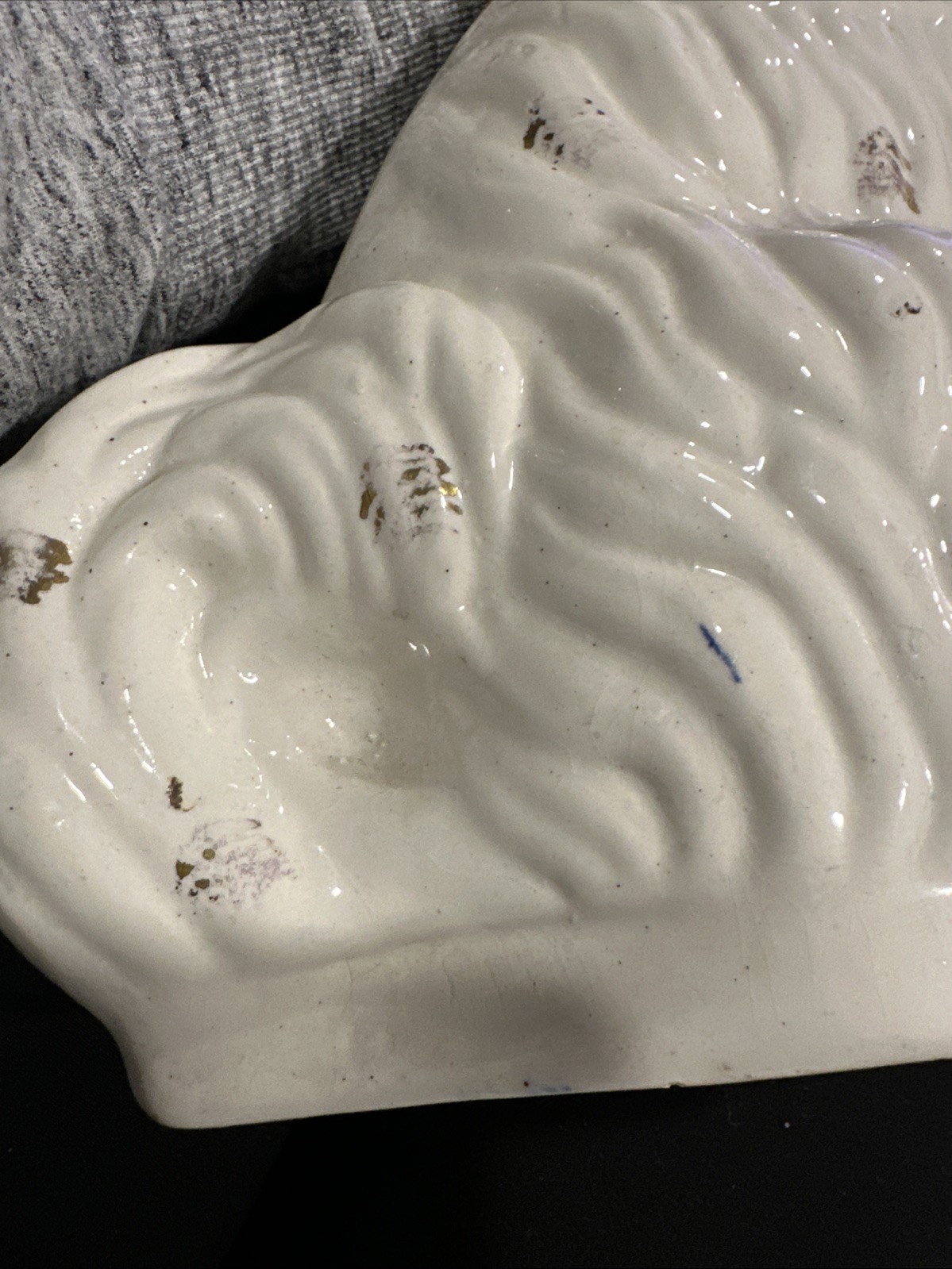 19thC STAFFORDSHIRE WHITE & GILT SEATED SPANIEL DOG Large 15 Inches Tall Rare