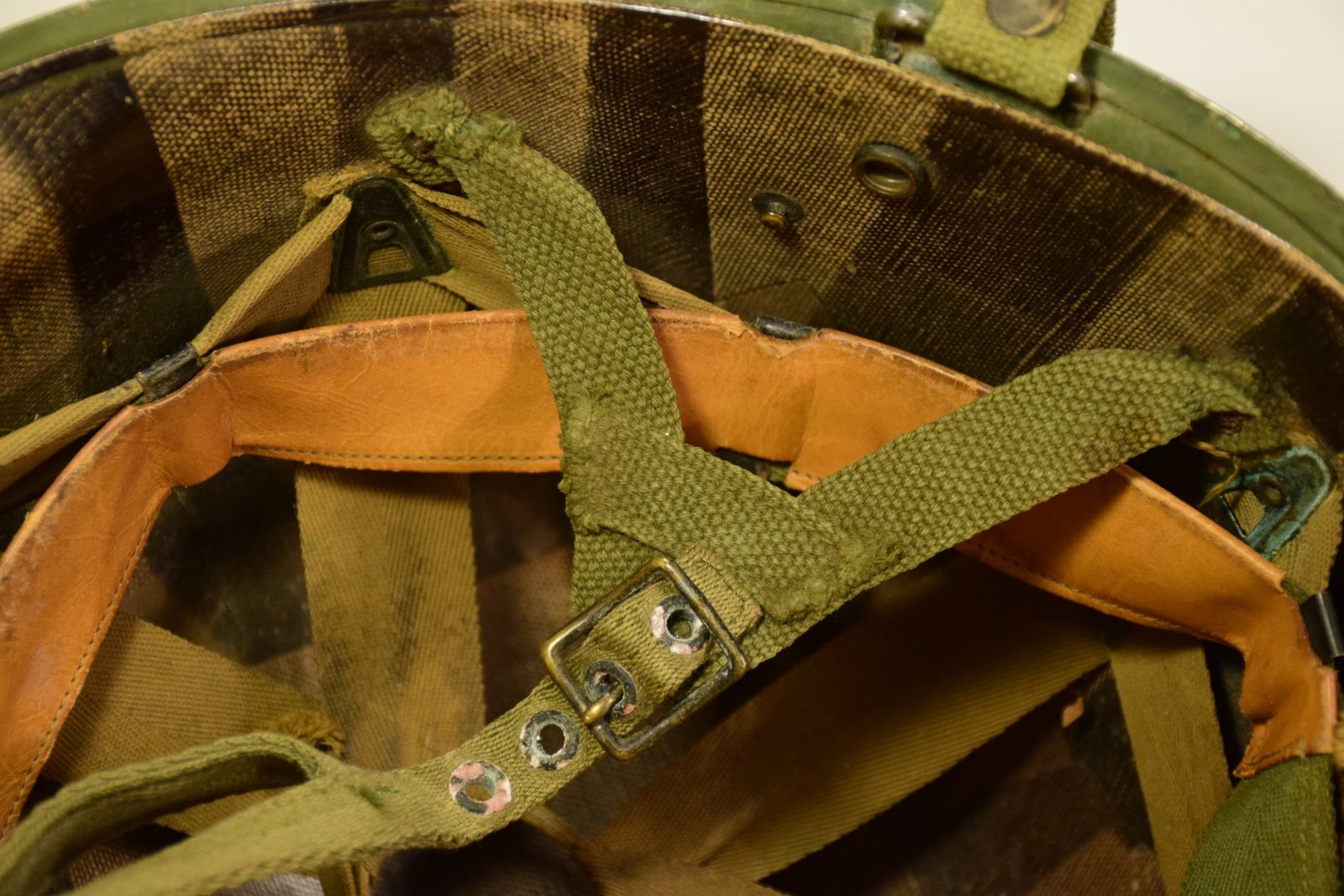 US M1 fixed bale para helmet, Westinghouse rigger liner - Original