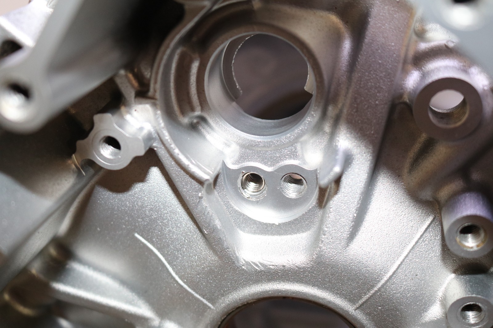 2007 KAWASAKI BRUTE FORCE 750 KVF750 4X4 ENGINE MOTOR CRANKCASE CRANK 14001-0015