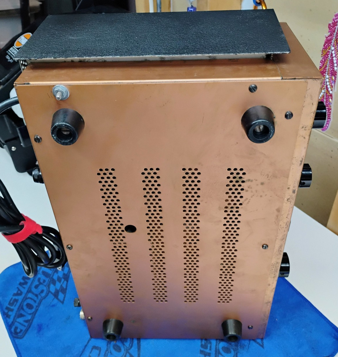 Vintage EICO Model 720 90 Watt CW Amateur Radio Transmitter. Powers Up!