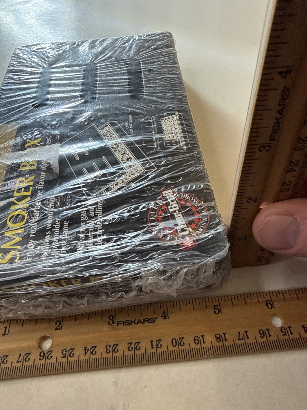 Char-Broil Cast Iron Smoker Box Gas Charcoal Grills wood Chips Flavor electric