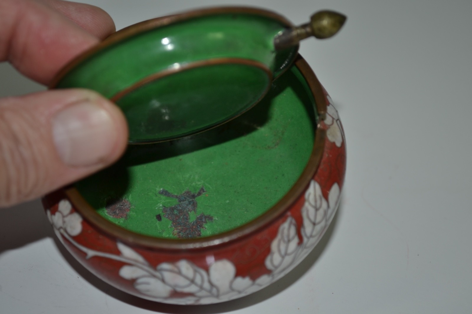 Vintage Chinese Export Red/White/Green Cloisonné Incense Burner Tray Flip Top