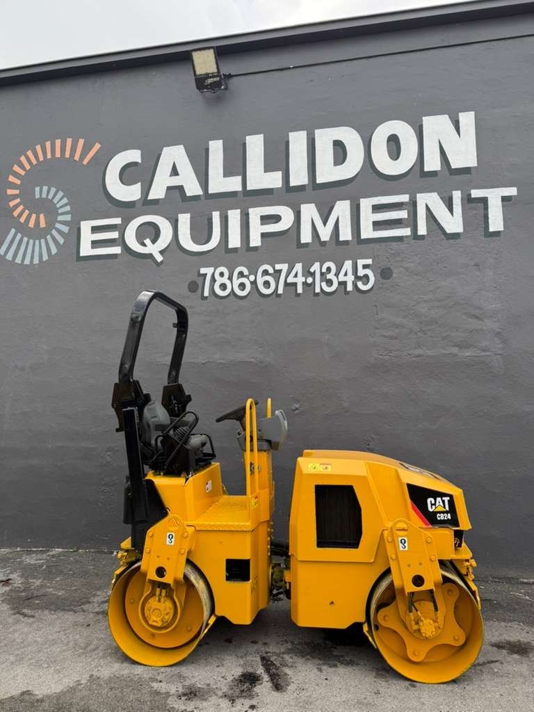 2012 Caterpillar CB24 Double Drum Vibratory Roller – Diesel – Low Hours