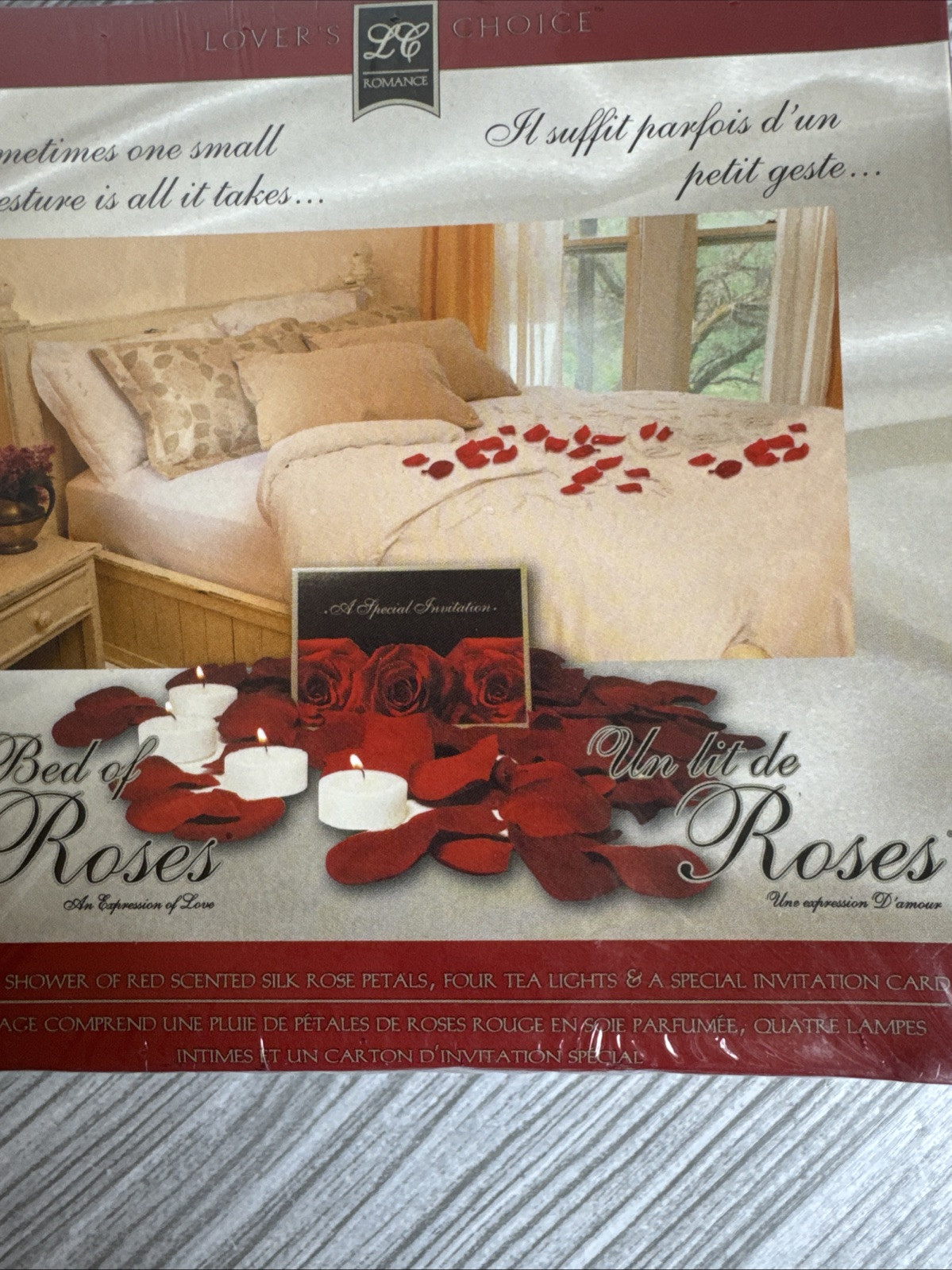 Lover's Choice A Bed Of Roses Romance Kit Rose Petals, Tea Lights & Invite NEW