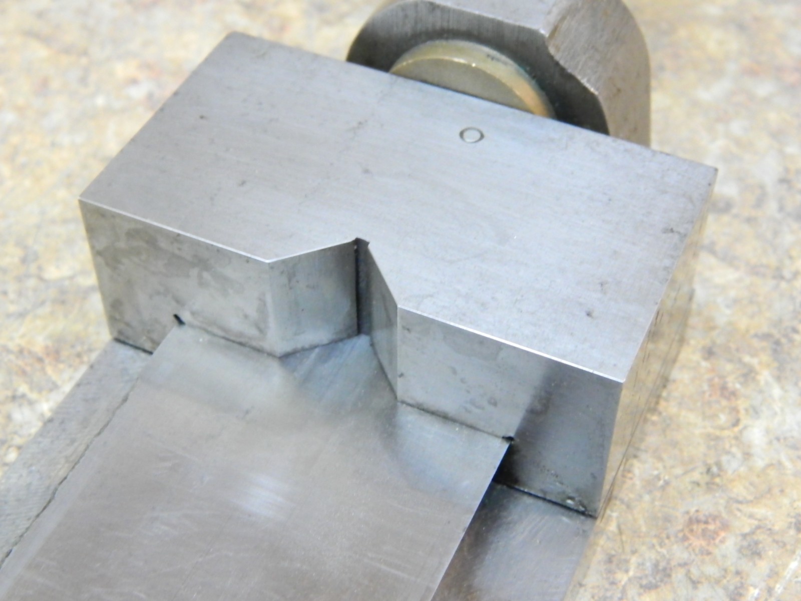 TOOL MAKERS VISE 3-1/2" Opening