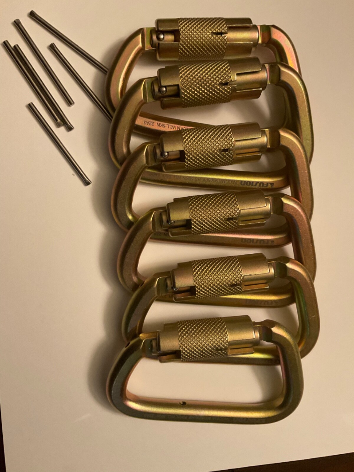 6 pack Fusion Tacoma Carabiner Extra Duty 60kn - 11,200Lbs HIGH STRENGTH