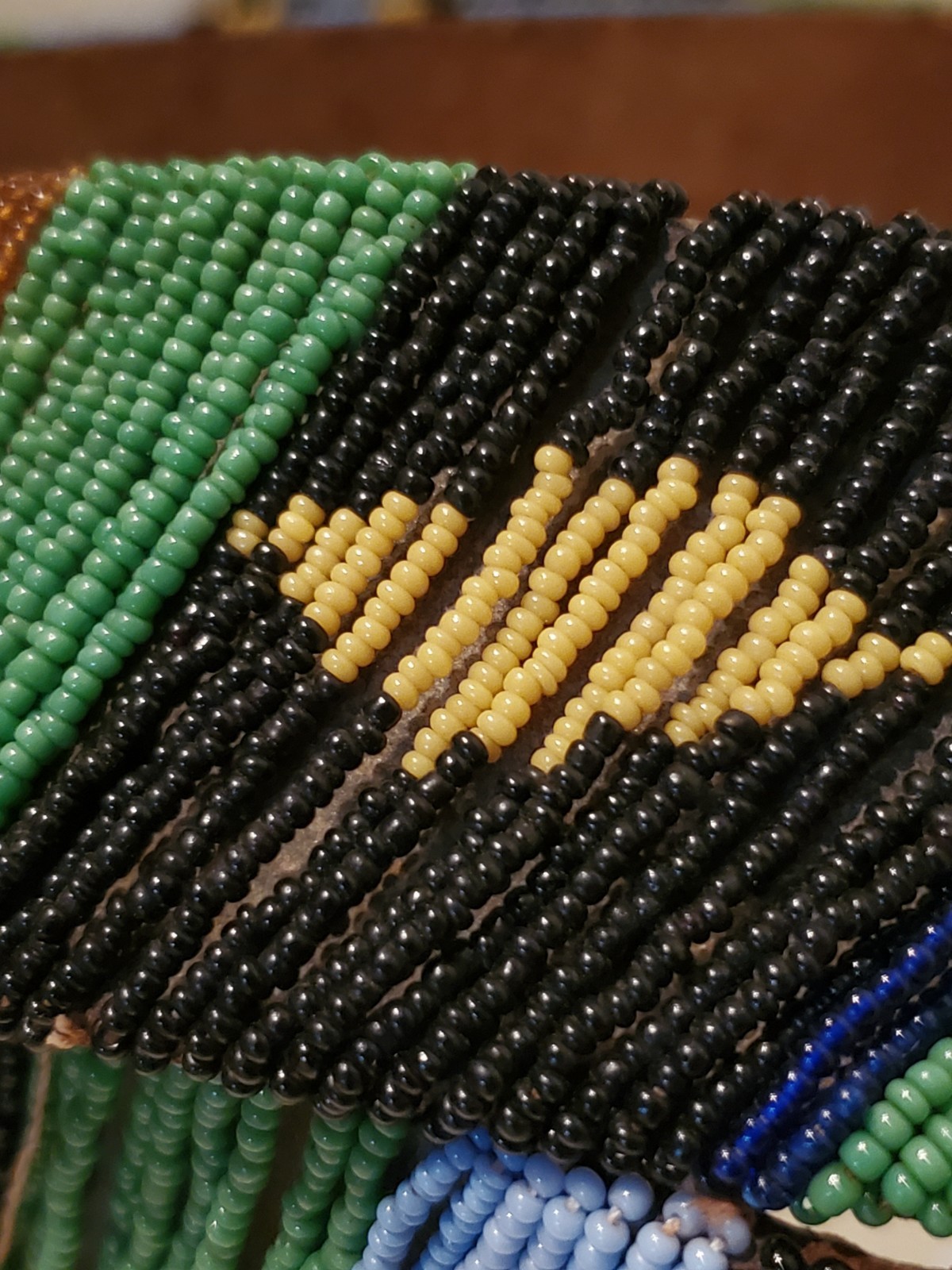 Antique OLD Native American Indian n. plains blackfoot beaded belt 19th c.