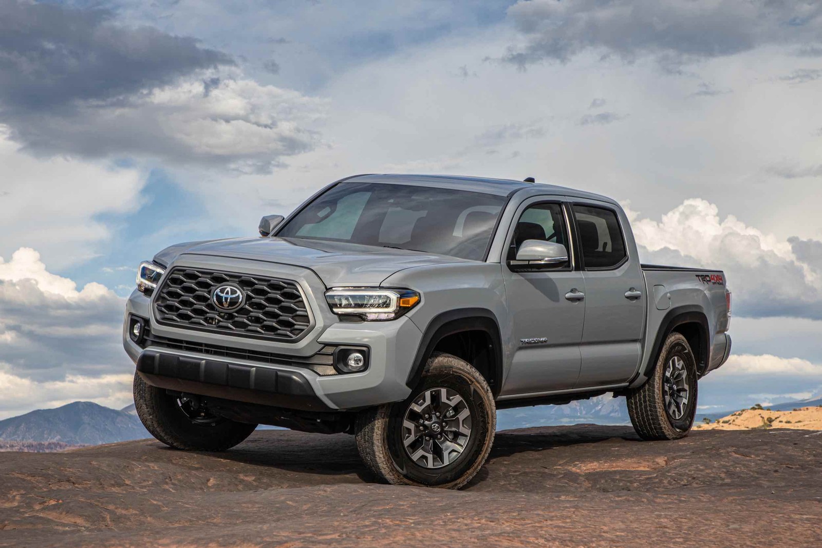 Morimoto Conversion Harness: Tacoma OEM LED Headlights (16-23)