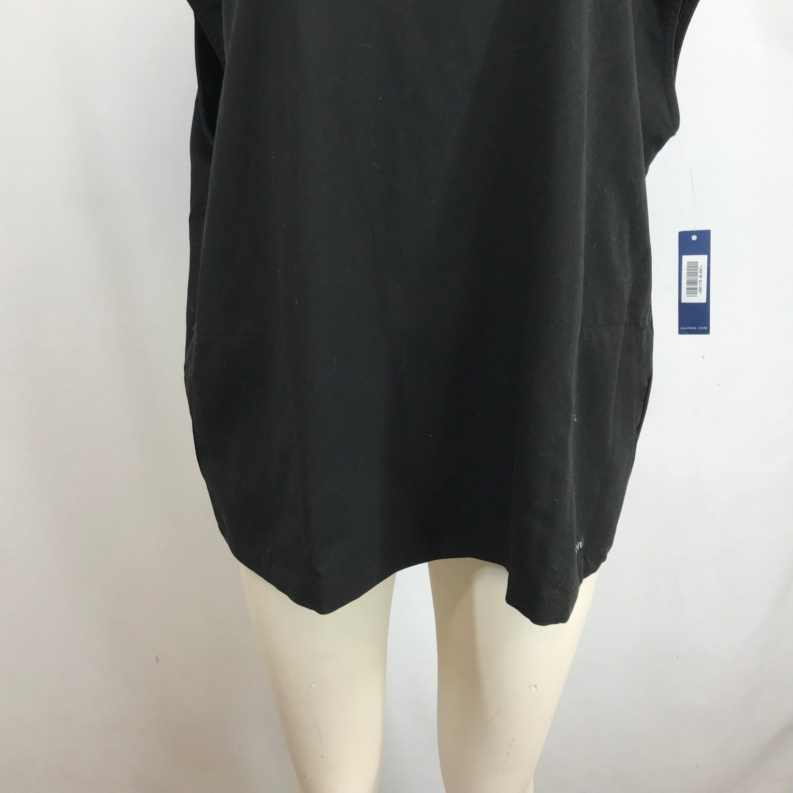 Jaanuu Womens Black V-Neck Scrub Top Relaxed Fit Side Pockets Size Large NWT