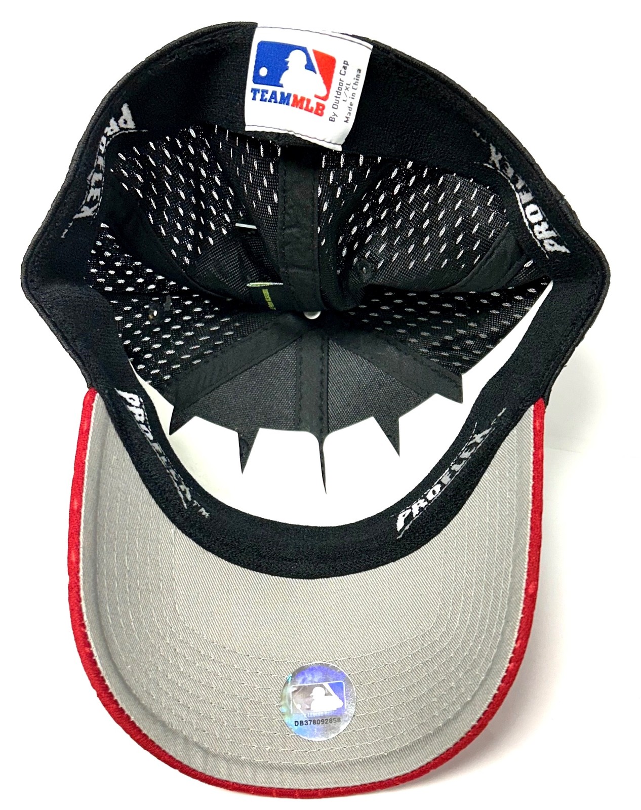 Cleveland Indians MLB OC Sports Black Red Chief Wahoo Hat Cap Flex Fit Mens L/XL