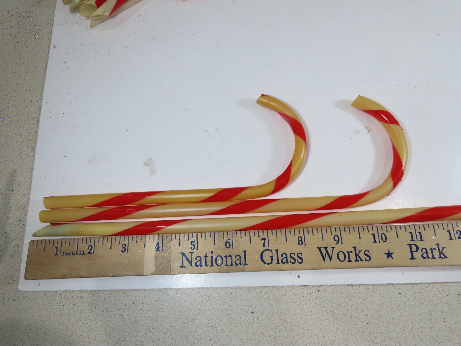 Candy Cane Lawn Ornaments Christmas Decor Plastic Lot Assorted Sizes C9374