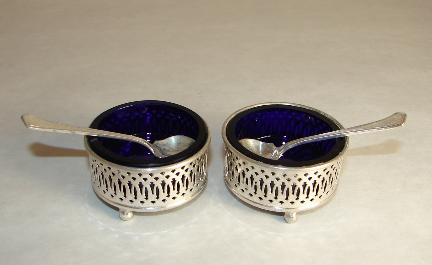 2 Antique Sterling Silver Salt Cellars with Cobalt Glass Liner & Salt Spoons