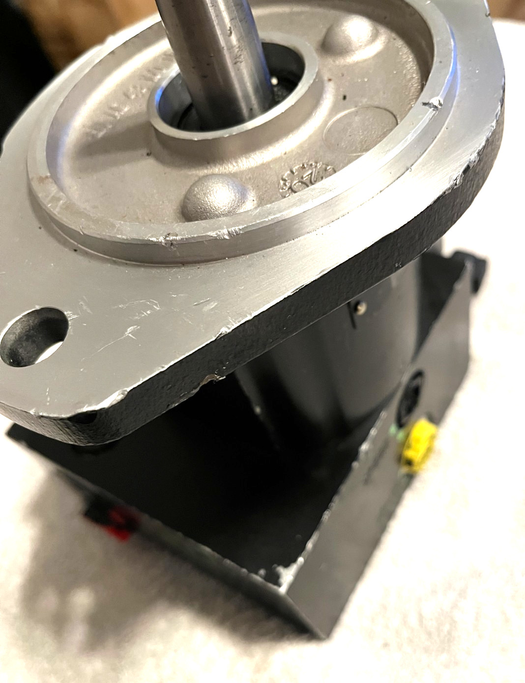 Genuine OEM John Deere Parker AT495572 Fan Drive Hydraulic Motor