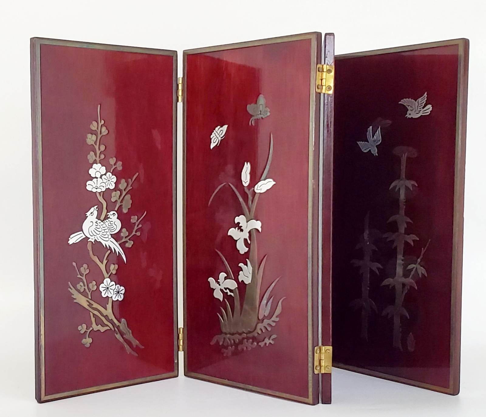 VTG JAPANESE RED LACQUER QUARTER FOLD TABLE SCREEN PANEL SILVER INLAY CHARACTERS