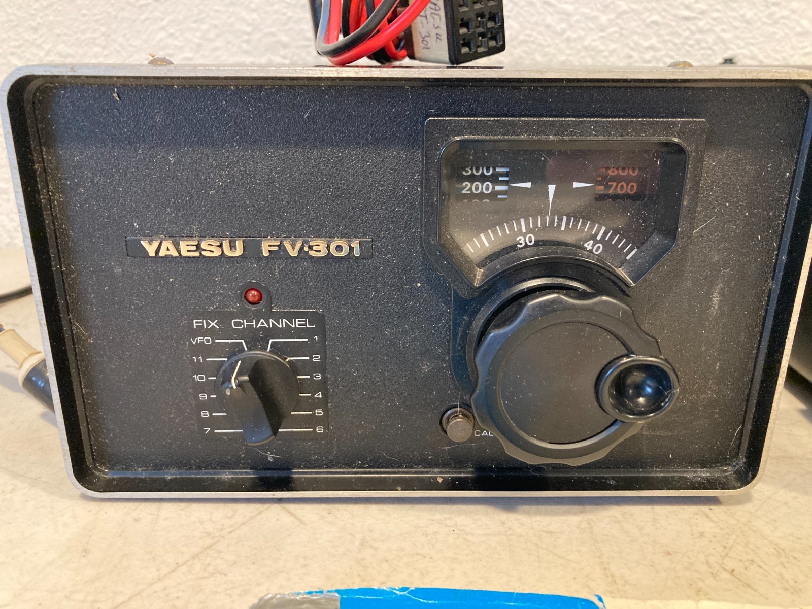 Yaesu FT-301 HF Amateur Radio Transceiver Solid-State W/ FV-301 VFO