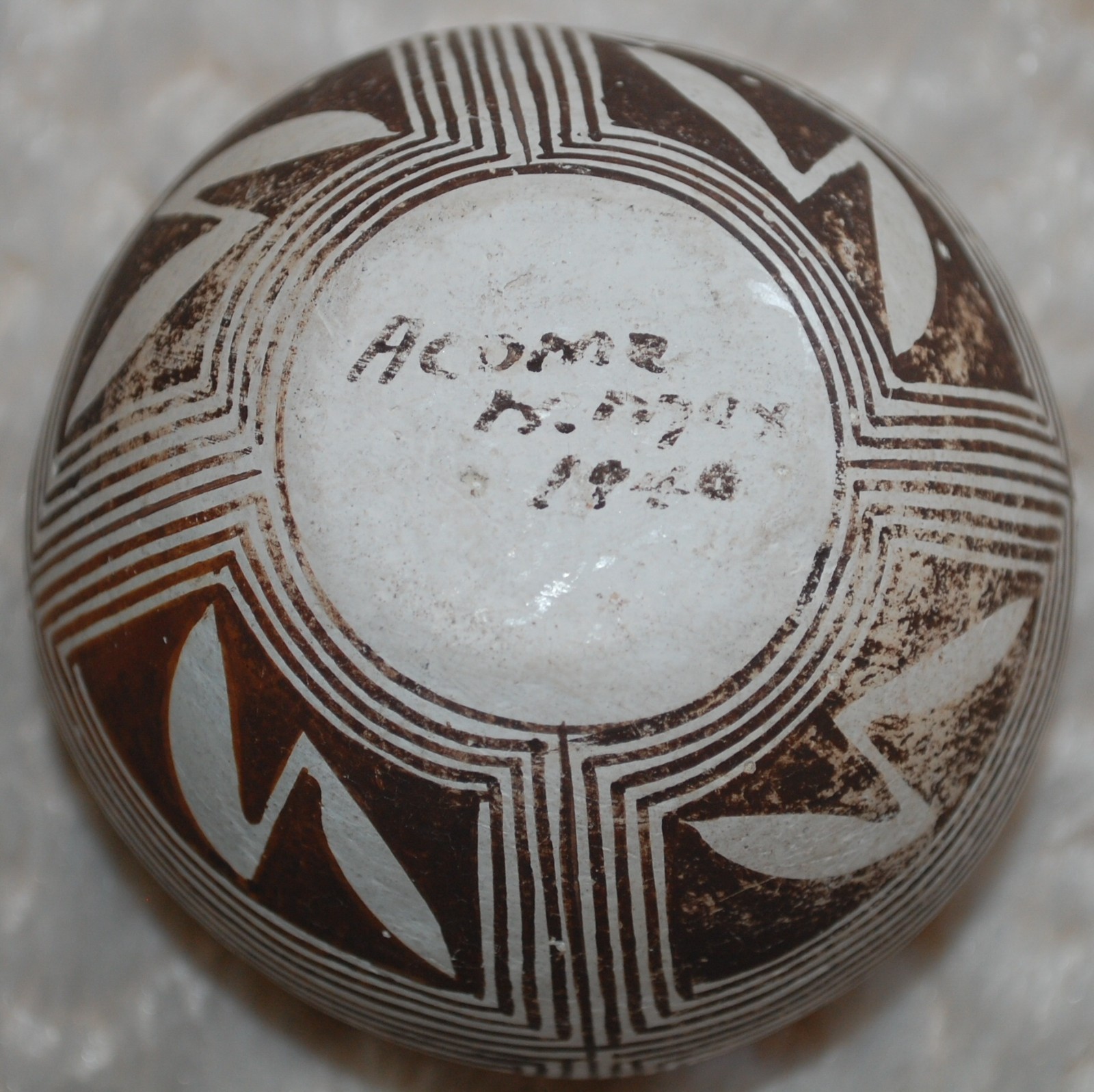 Acoma Clay Pottery Jar, 2.5" tall-3.5" diameter-signed on bottom Acoma NM, 1940